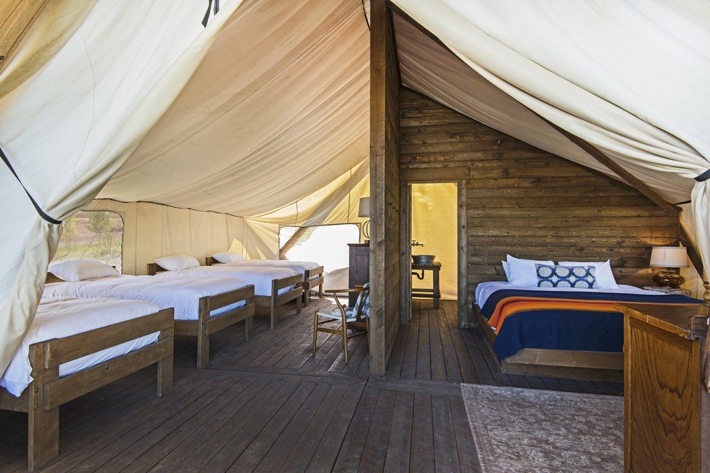 גרדן סיטי Conestoga Ranch Glamping Resort מראה חיצוני תמונה