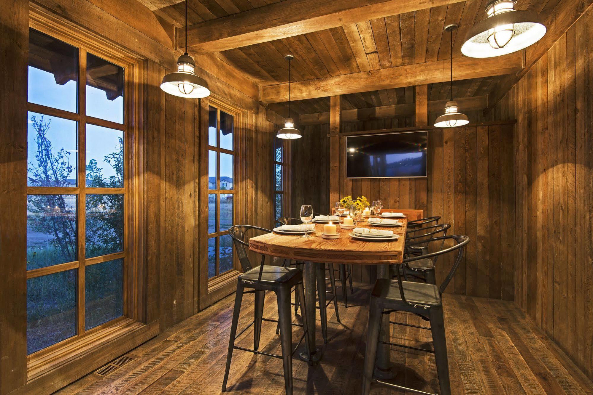 גרדן סיטי Conestoga Ranch Glamping Resort מראה חיצוני תמונה